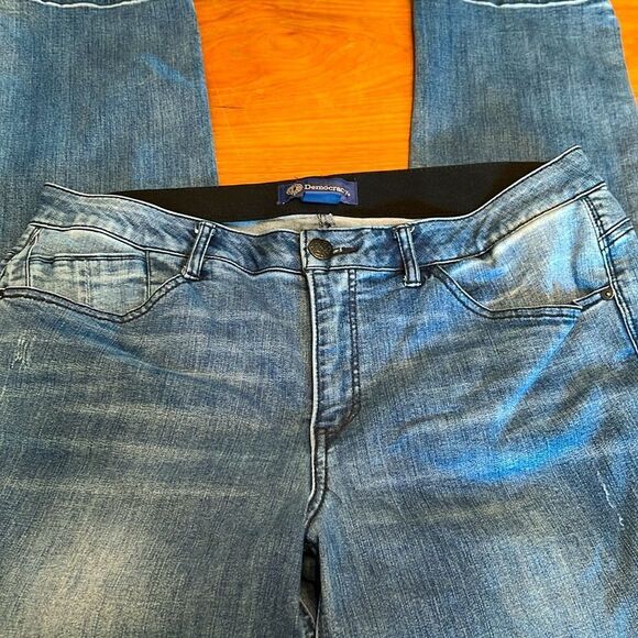 Democracy Absolution Jeans 14 - Picture 4 of 11